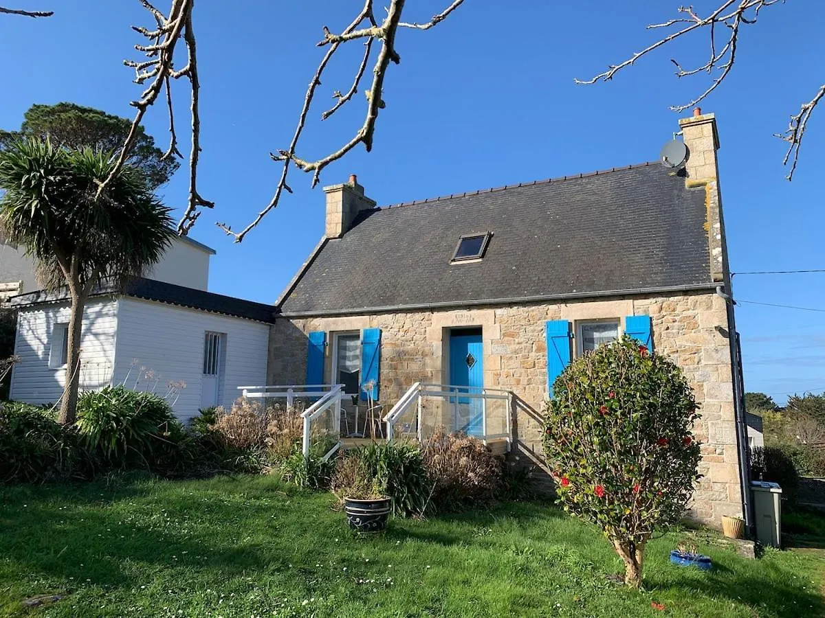 Nice House With South-Facing Terrace Pleumeur-Bodou Francia