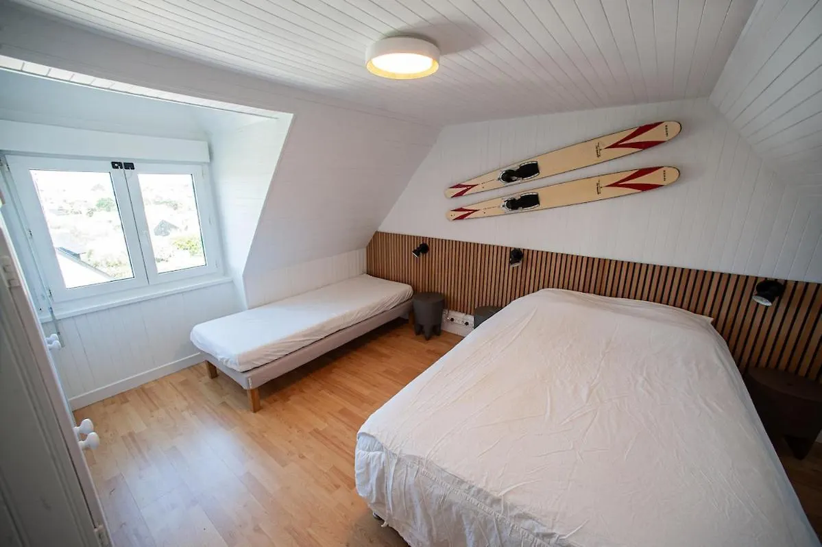 Nice House With South-Facing Terrace Pleumeur-Bodou Francia